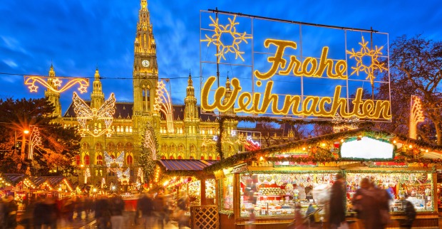 Wiener Rathausplatz im Winter