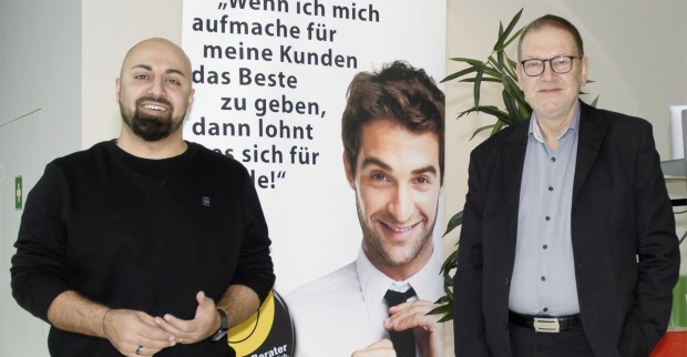 Ali Mahlodji mit WK-Obmann Karl Breuer