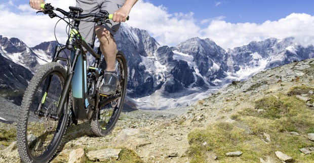 E-Bike-Tour in den Bergen