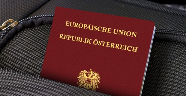 Österreichischer Reisepass | Credit: iStock.com/Aaftab Sheikh