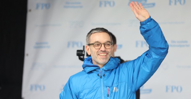 Herbert Kickl bei seiner Rede auf der Wiener Corona-Demonstration