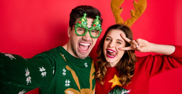 (Ugly) Christmas Pullis | Credit: iStock.com/ Deagreez