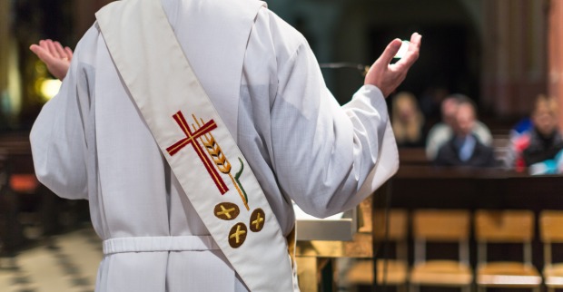 Priester