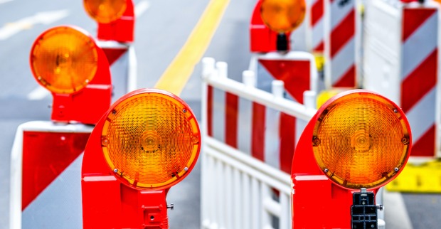 Verkehrsumleitung | Credit: iStock.com/FooTToo
