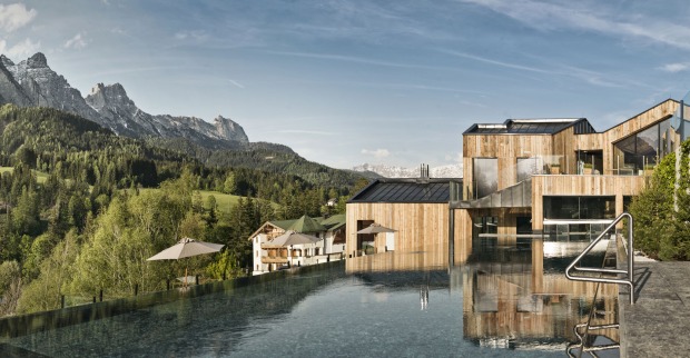 Der Ausblick vom Naturhotel Forsthofgut