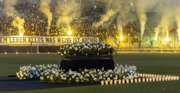 Aufbahrung von Ivica Osim in der Grazer Merkur Arena