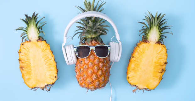 Gute Podcasts für den Sommer. | Credit: Getty Images/iStockphoto