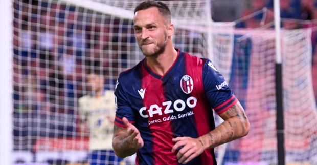 Marko Arnautovic bei einem Torjubel im Dress des FC Bologna.