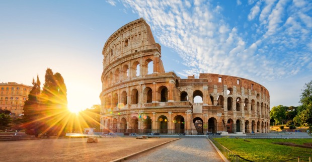 Kolosseum in Rom | Credit: iStock.com/vwalakte