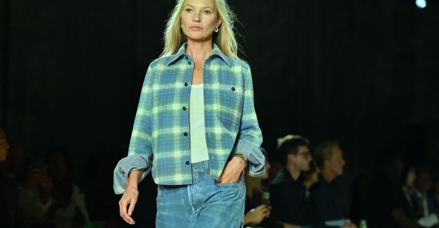 Kate Moss am Laufsteg für Bottega Veneta