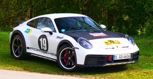 Porsche 911 Dakar