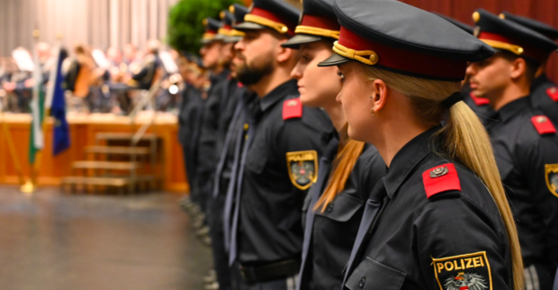 Absolventen der Grundausbildung der steirischen Polizei