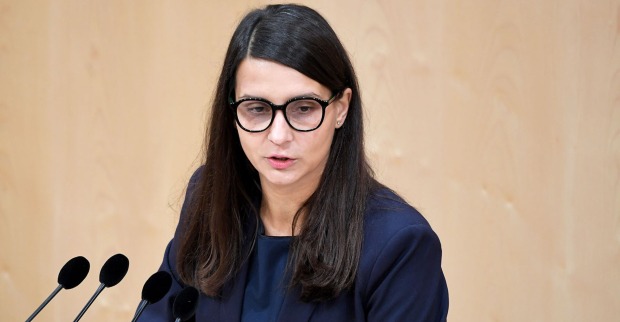 Grünen-Abgeordnete Meri Disoski im Rahmen einer Sitzung des Nationalrates im Parlamentsausweichquartier in der Hofburg
