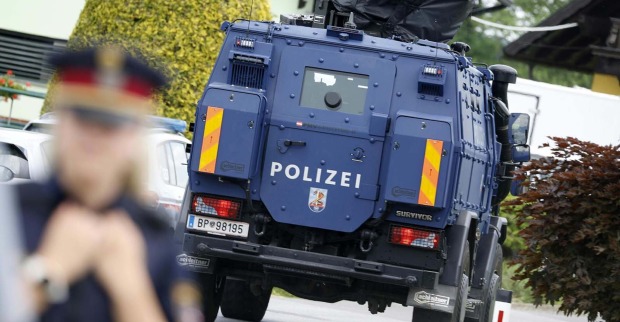 Einsatzfahrzeug der Cobra-Polizisten