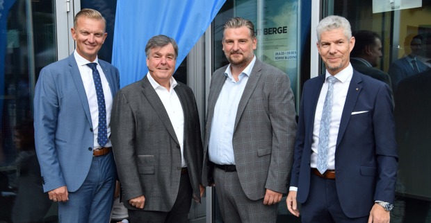 Vst. Dir. Wolfgang Eichler (Sparkasse Bludenz), Herwig Pecoraro (Kammersänger und Unternehmer), Landesdirektor Alexander Meier (Wiener Städtische), Vst. Dir. Thomas Scheiber (Sparkasse Bludenz)
