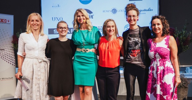 Moderatorin Heidi Winsauer, Patricia Kelly, Marietta Babos, Helga Boss, Sarah Irina Dörler, GF Karin Furtner (Frau in der Wirtschaft)
