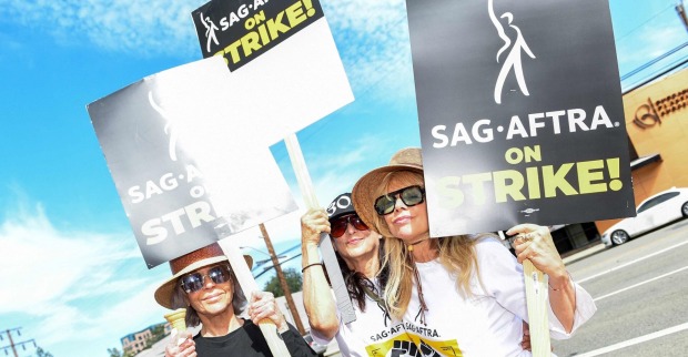 Jane Fonda &amp; Rosanna Arquette streiken auf der Straße in LA