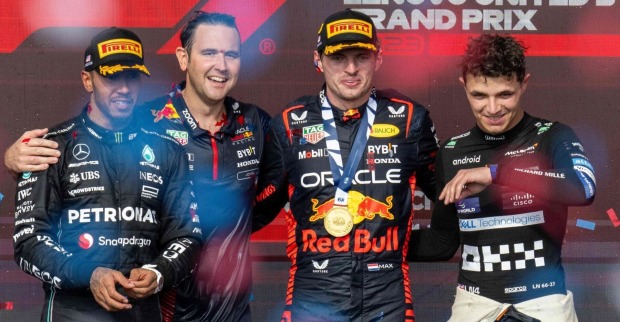 Podium mit Hamilton, Verstappen und Norris