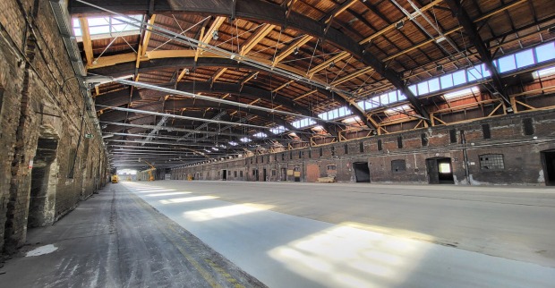 Blick in die leere Halle