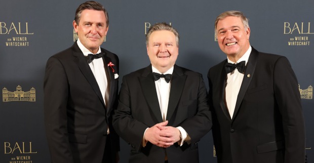 Peter Hanke, Michael Ludwig und Walter Ruck im Smoking | Credit: Katharina Schiffl