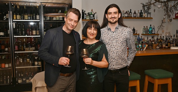 Hotelier Thomas Fritsch, SPA-Managerin Diana Sicher-Fritsch und Sohn Lukas.