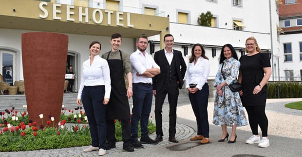Vom Seehotel am Kaiserstrand: Corina Gomm, Küchenchef Stefan Brittich, Tobias Schmidt, Hoteldir. Christian Kaindl, Yvonne Klemm, Sibylle Bilgeri, Dora Schneider