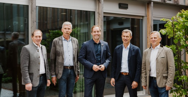 Landwirtschaftskammer-Präsident Josef Moosbrugger, Wech Geflügel-Geschäftsführer Karl Feichtinger, Kröswang-Geschäftsführer Manfred Kröswang, Marcher Fleischwerke-Geschäftsführer Norbert Marcher und Großfurtner-Geschäftsführer Rudolf Großfurtner