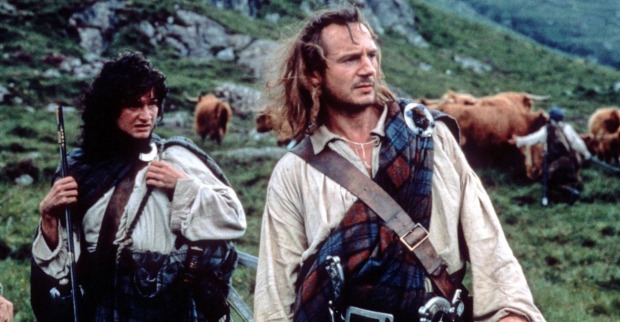 Filmszene aus "Rob Roy": Brian McCardie mit Liam Neeson.