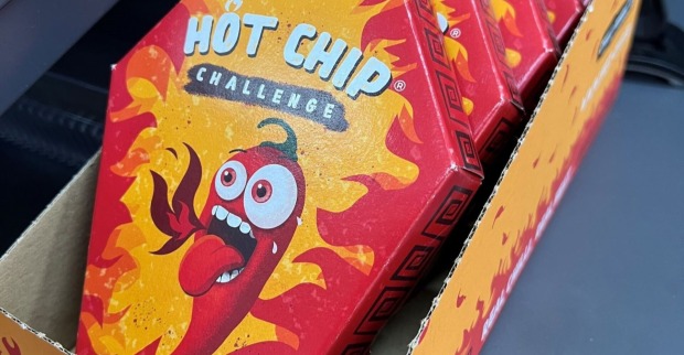 Die Packung des Produkts "Hot Chip Challenge"