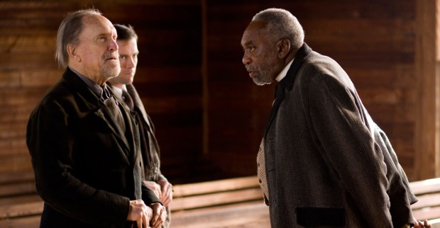 Bill Cobbs in einer Filmszene.