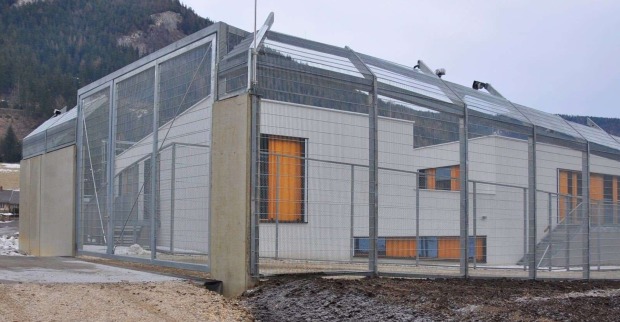Gebäude des Anhaltezentrums Vordernberg im Bezirk Leibnitz.