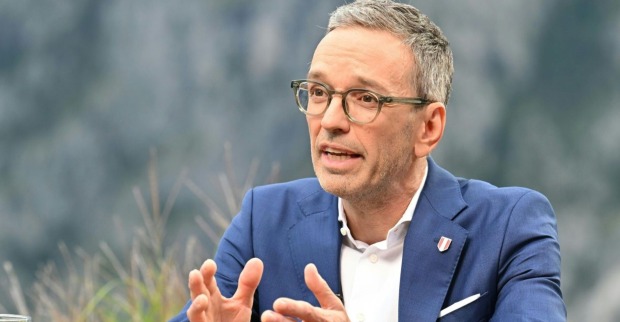 Herbert Kickl beim Interview im ORF Sommergespräch.