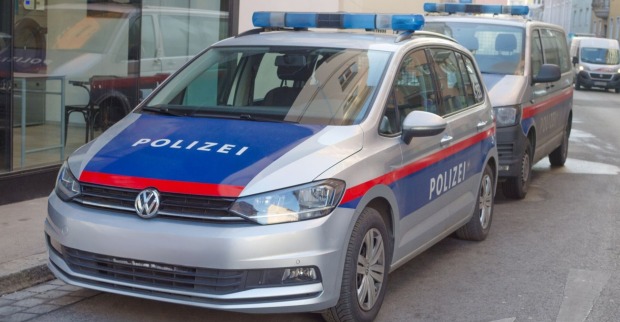 Polizeiwägen auf der Straße