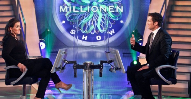 Barbara Karlich bei Armin Assinger in der "Millionenshow".