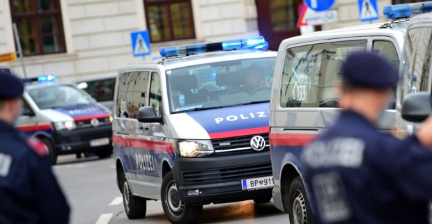 Mehrere Poliezieinsatzwägen