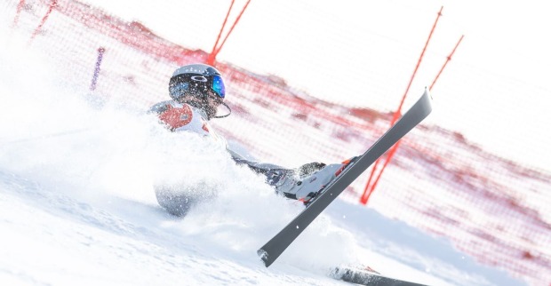 Hirscher ist beim Slalom in Gurgl auf einer Eisplatte ausgerutscht und ausgeschieden.