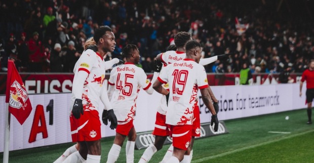 Red Bull Salzburg Spieler beim Match gegen den Lask