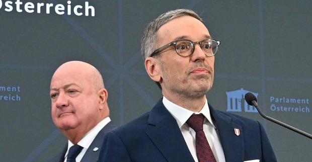 VP-Chef Christian Stocker und FPÖ-Chef Herbert Kickl am Montag, 13. Jänner 2025, anlässlich eines Pressestatements über die Koalitionsgespräche zwischen der FPÖ und ÖVP und ihre Budgetpläne