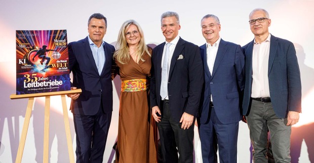Gruppenfoto beim Jahresauftakt 2025 von Leitbetriebe Austria