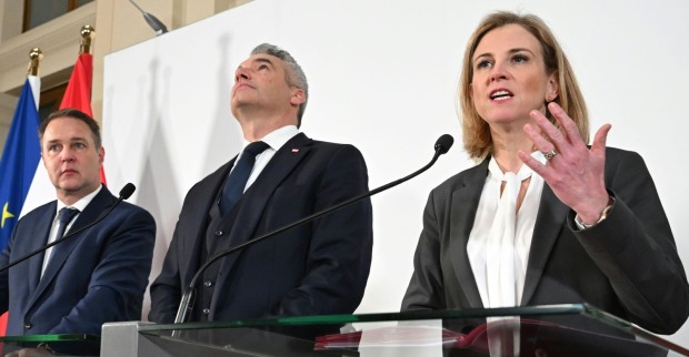 NEOS-Chefin Beate Meinl-Reisinger soll heute den Ausstieg aus den Gesprächen verkünden.