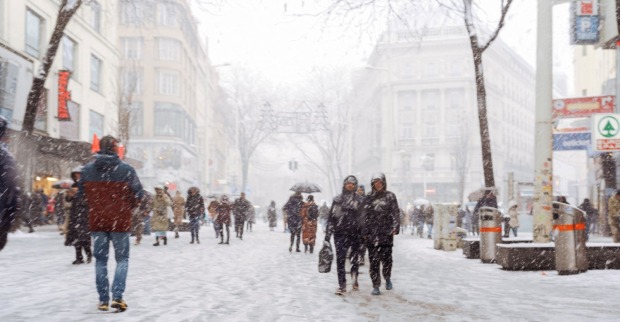 Mariahilfer Straße bei Schneefall