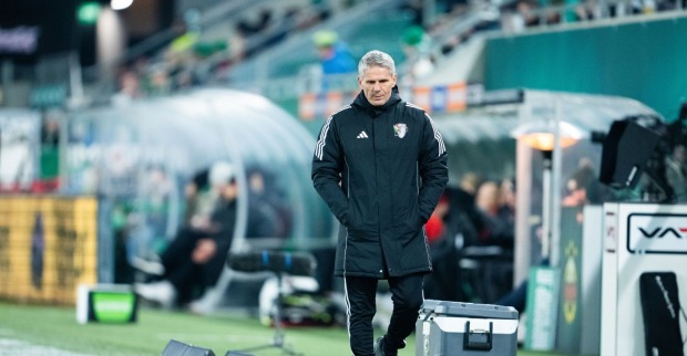 Dietmar Kühbauer auf der Trainerbank