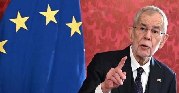 Alexander Van der Bellen