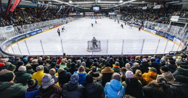 Die Heimstätte der Zeller Eisbären: Die KE KELIT Arena.