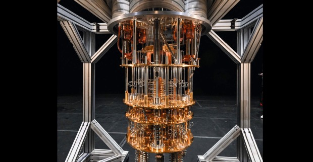 Obacht das ist kein Kronleuchter! Ein Licht kann bei der Benutzung des Quantencomputers von IBM dennoch aufgehen.