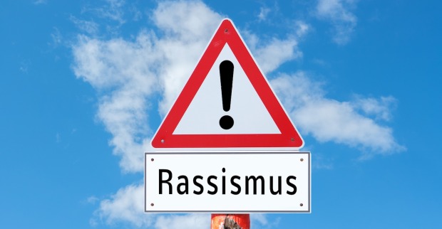 Nach rassistischen Beschimpfungen gegen Musa Dieng setzte der ASKÖ Ebensee mit dem Spielabbruch ein klares Zeichen.