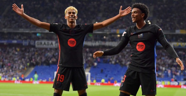 Lamine Yamal erzielte im spannenden Stadtderby gegen Espanyol das wichtige Führungstor für den FC Barcelona und trug damit maßgeblich zum Meistertitel bei.