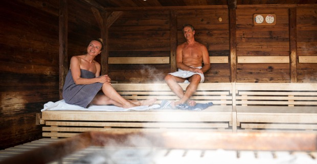 Paar in der Therme | Credit: Zweckverband Bergerlebnis Berchtesgaden