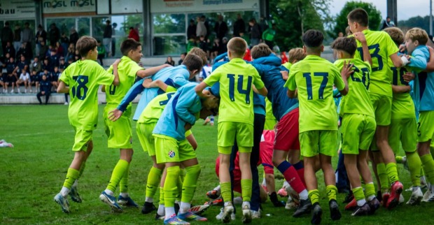 Dinamo Zagreb holt sich SETG-Titel zum zweiten Mal.