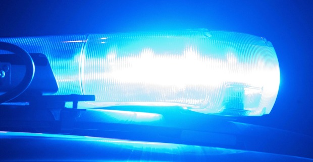 Blaulicht auf einem Einsatzfahrzeug der Polizei